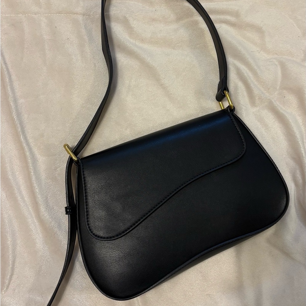 Black Shoulder Bag